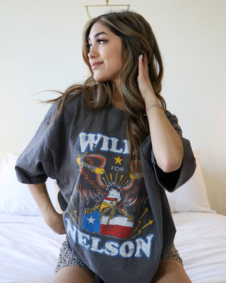 O/S Willie Nelson Born For Trouble Off Black Oversized Tee