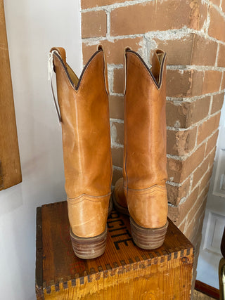 Round Toe Cowboy Boots