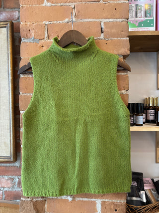 Green Smart Set 90s Sleeveless Vest